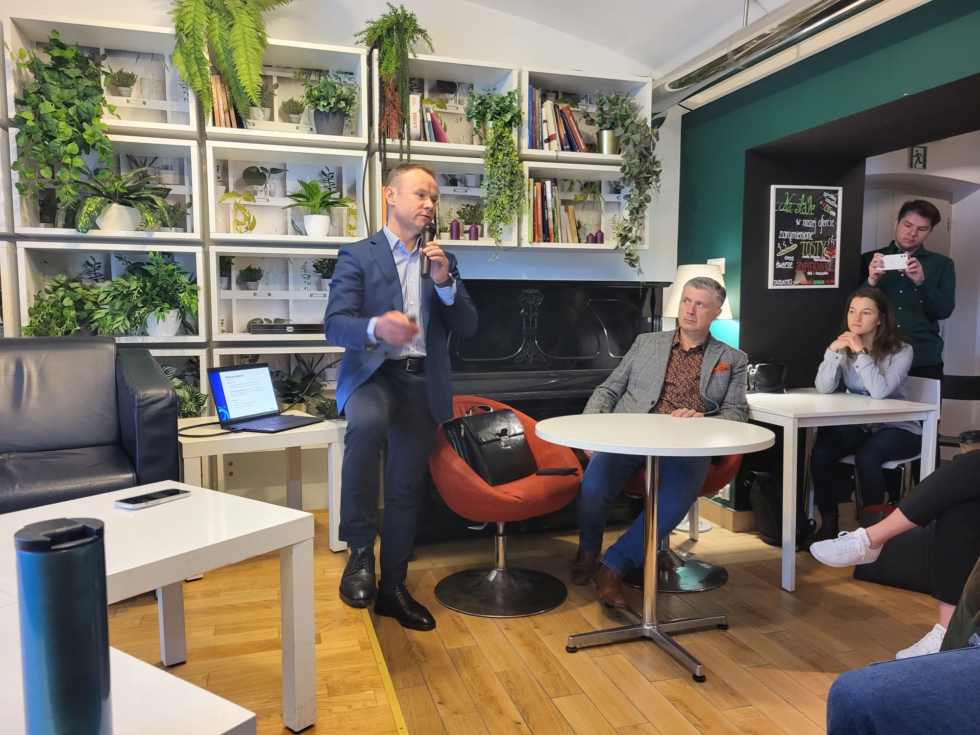 5a62cc5d 03ff 4ccb 9f8f 5e7fa7d91880