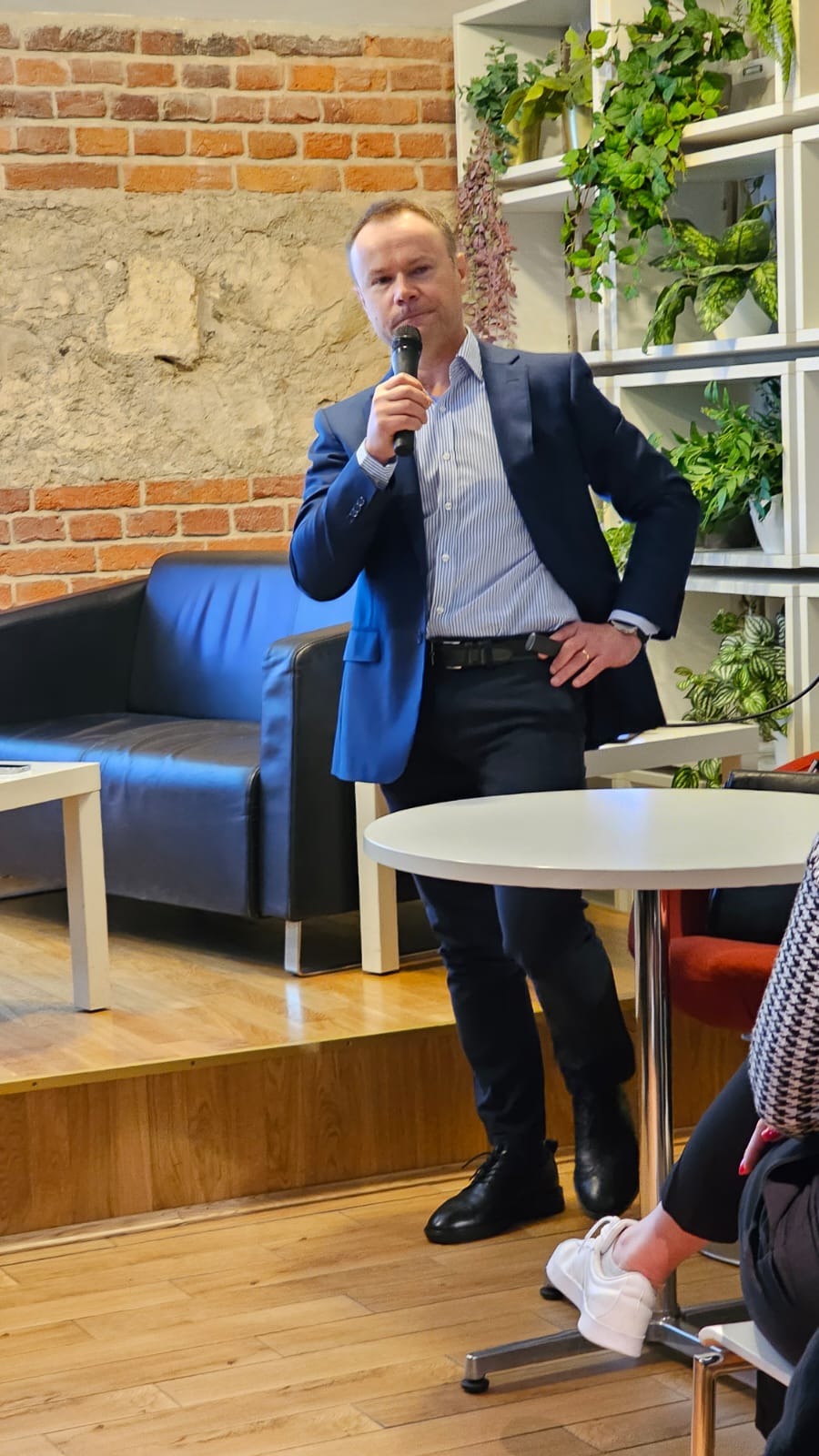 6f3a5b4a Cd6d 4fa6 98da Dae39f27c781