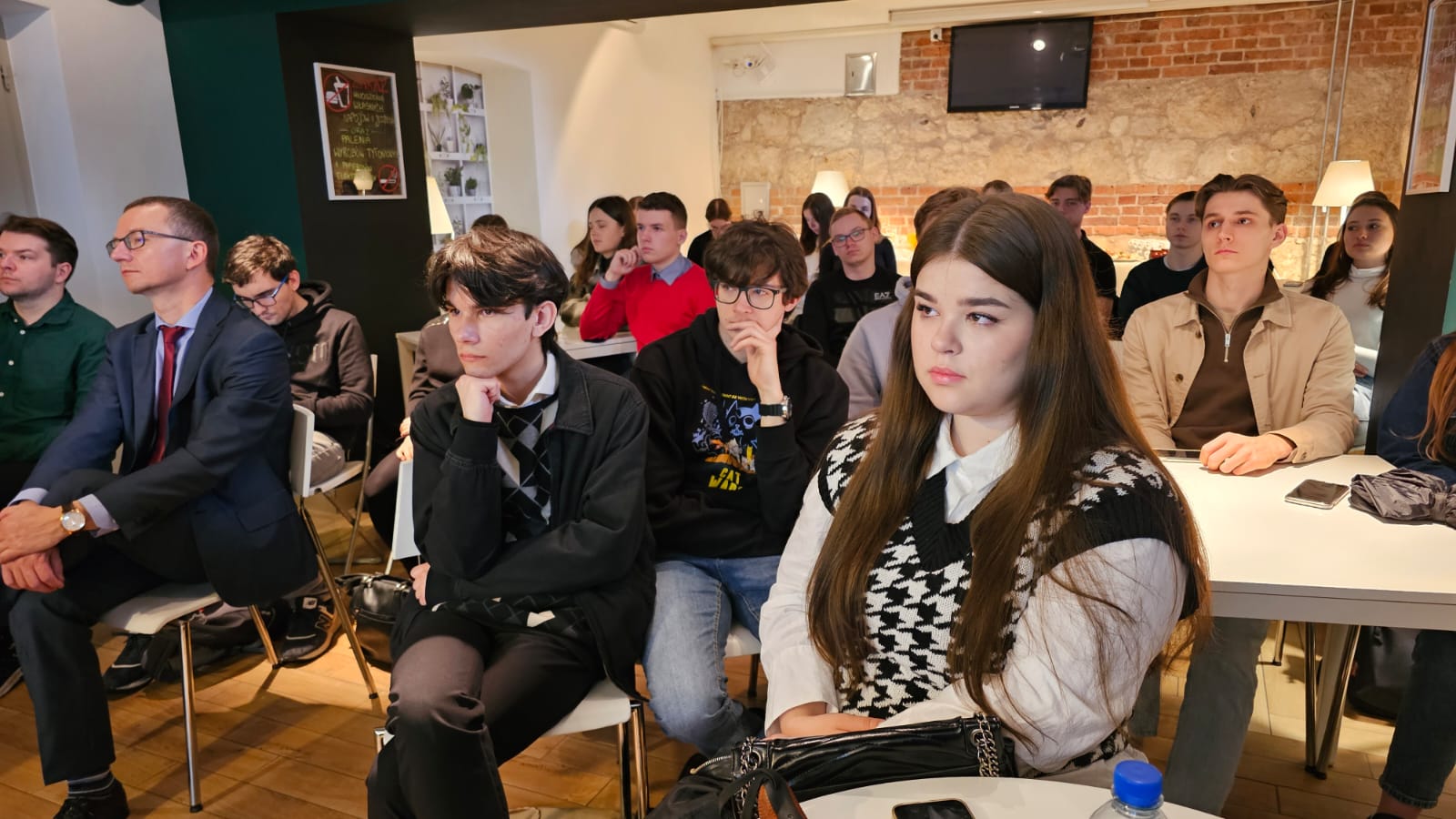 Ee01e0f1 A684 4cdf 9028 9513e7c5c83a